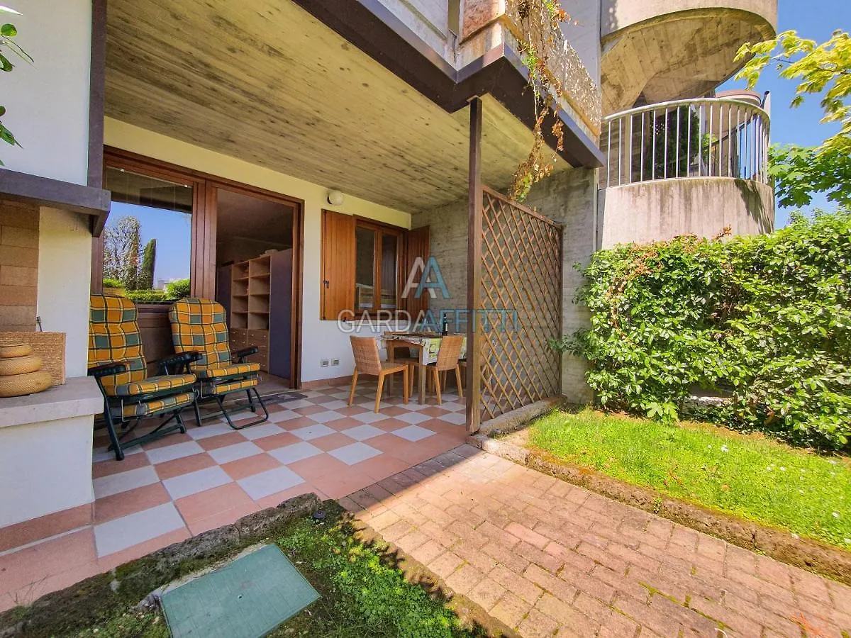 Corallo Apartment - Desenzano - Gardaaffitti Com Ντεζεντσάνο ντελ Γκάρντα