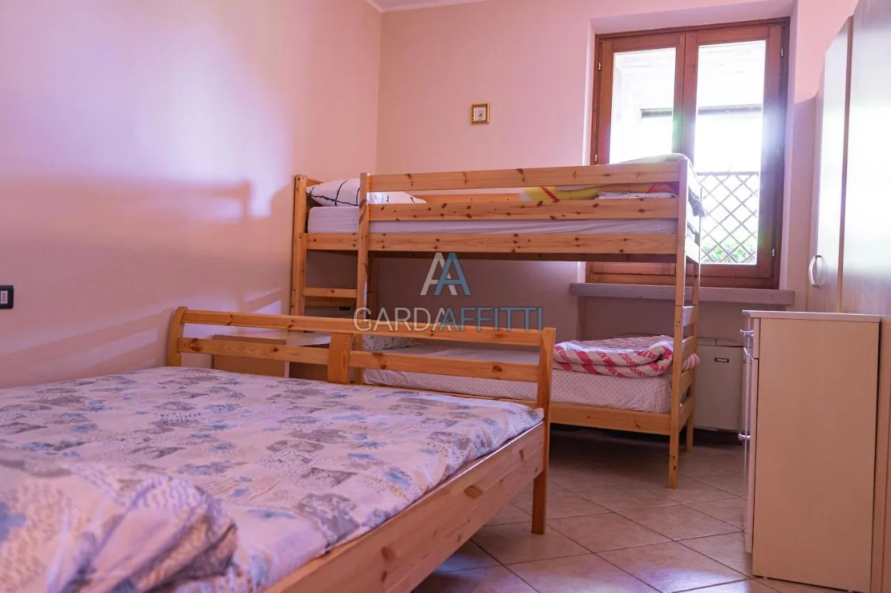Corallo Apartment - Desenzano - Gardaaffitti Com Ντεζεντσάνο ντελ Γκάρντα