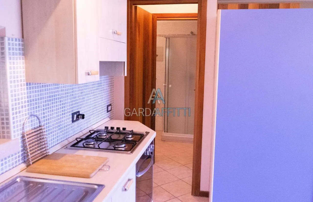 Corallo Apartment - Desenzano - Gardaaffitti Com Ντεζεντσάνο ντελ Γκάρντα