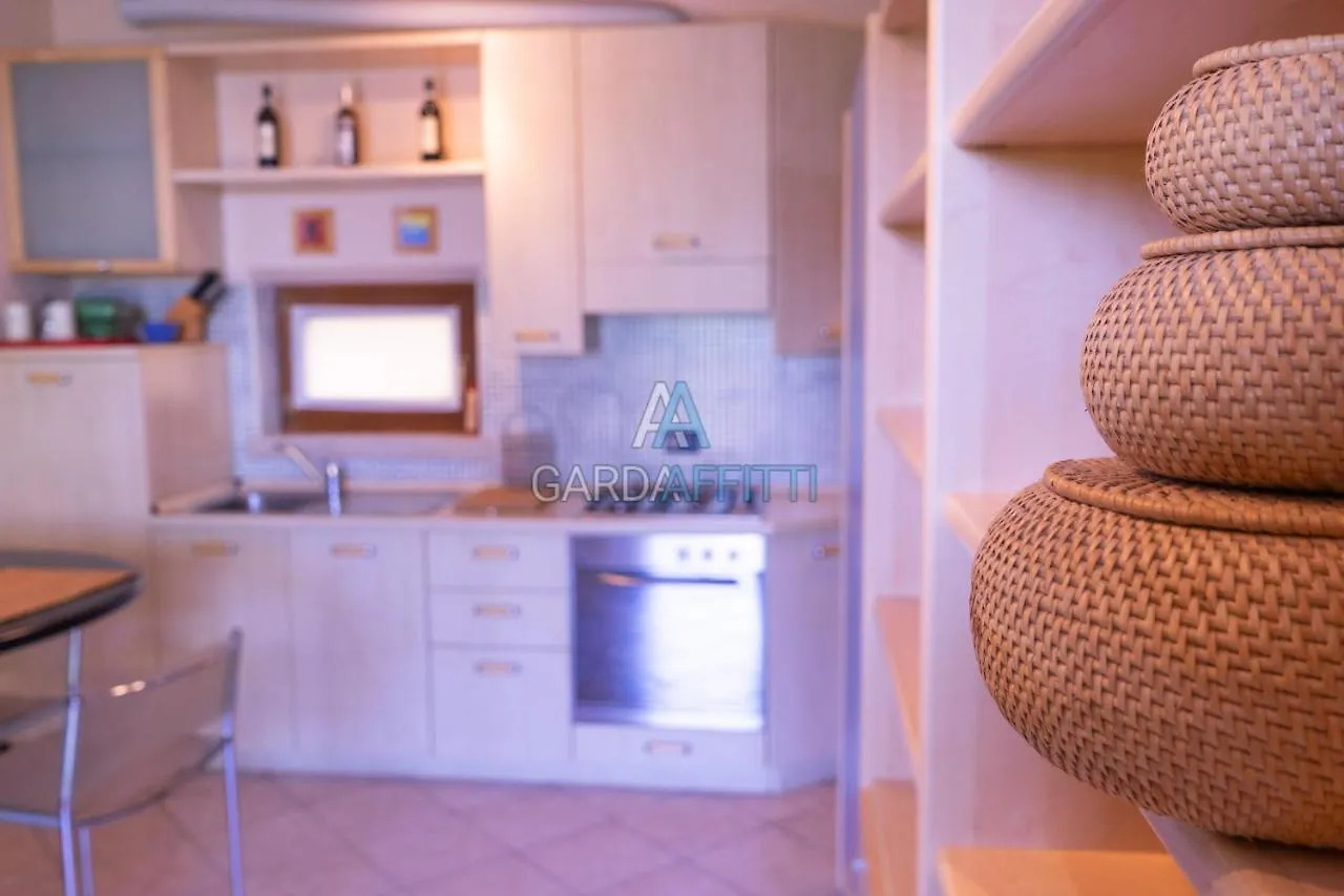 Corallo Apartment - Desenzano - Gardaaffitti Com Ντεζεντσάνο ντελ Γκάρντα