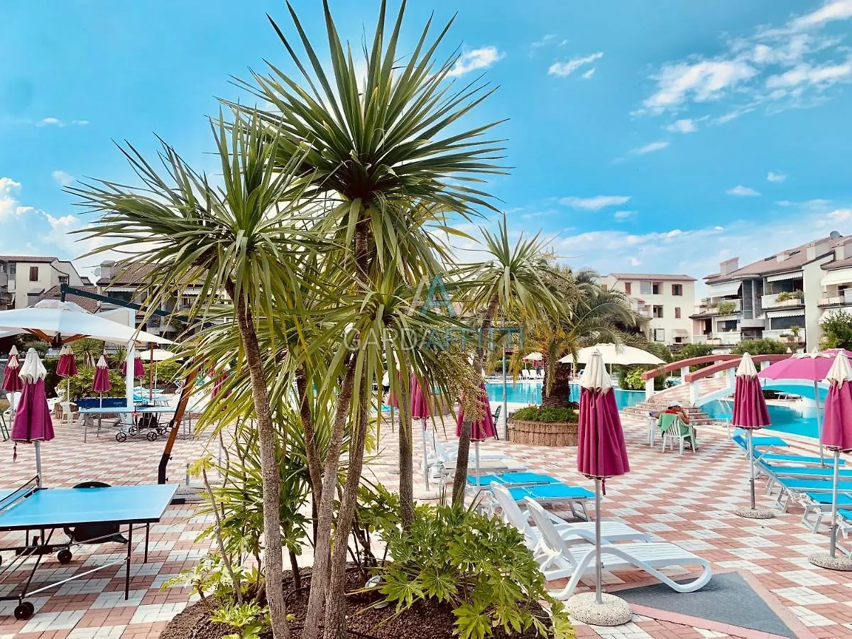 Corallo Apartment - Desenzano - Gardaaffitti Com Ντεζεντσάνο ντελ Γκάρντα